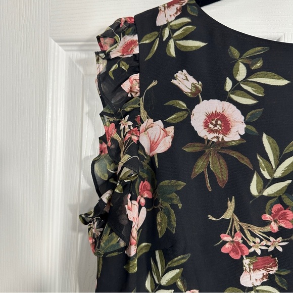 Tahari size 8 dress, sleeveless shift dress, floral, lined, spring, summer, date - Picture 6 of 11